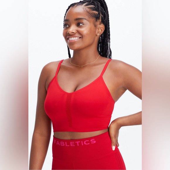 Fabletics Sync Seamless Bralette in Sweet Cherry/Plush Pink - Picture 3 of 7